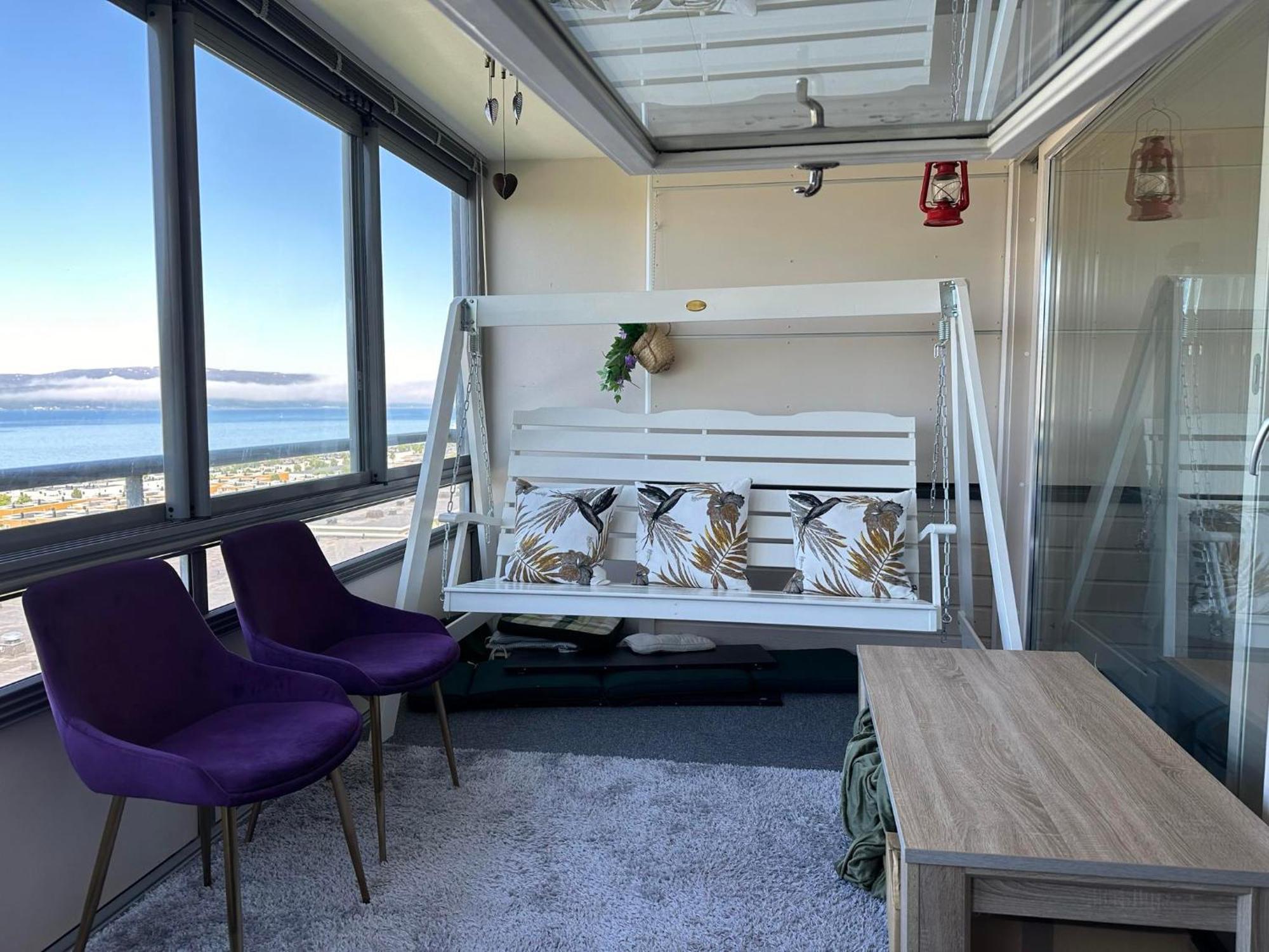 Arctic Inn, Cozy Single Bed Private Room In A Shared Apartment With Stunning Tromso Views 外观 照片