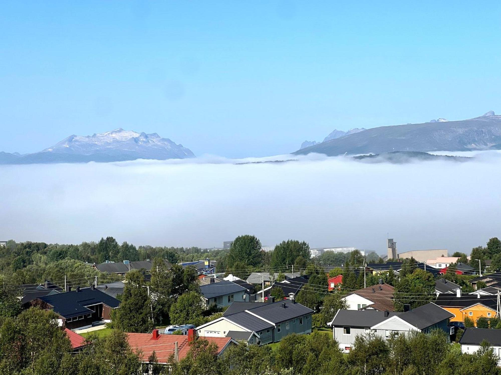 Arctic Inn, Cozy Single Bed Private Room In A Shared Apartment With Stunning Tromso Views 外观 照片